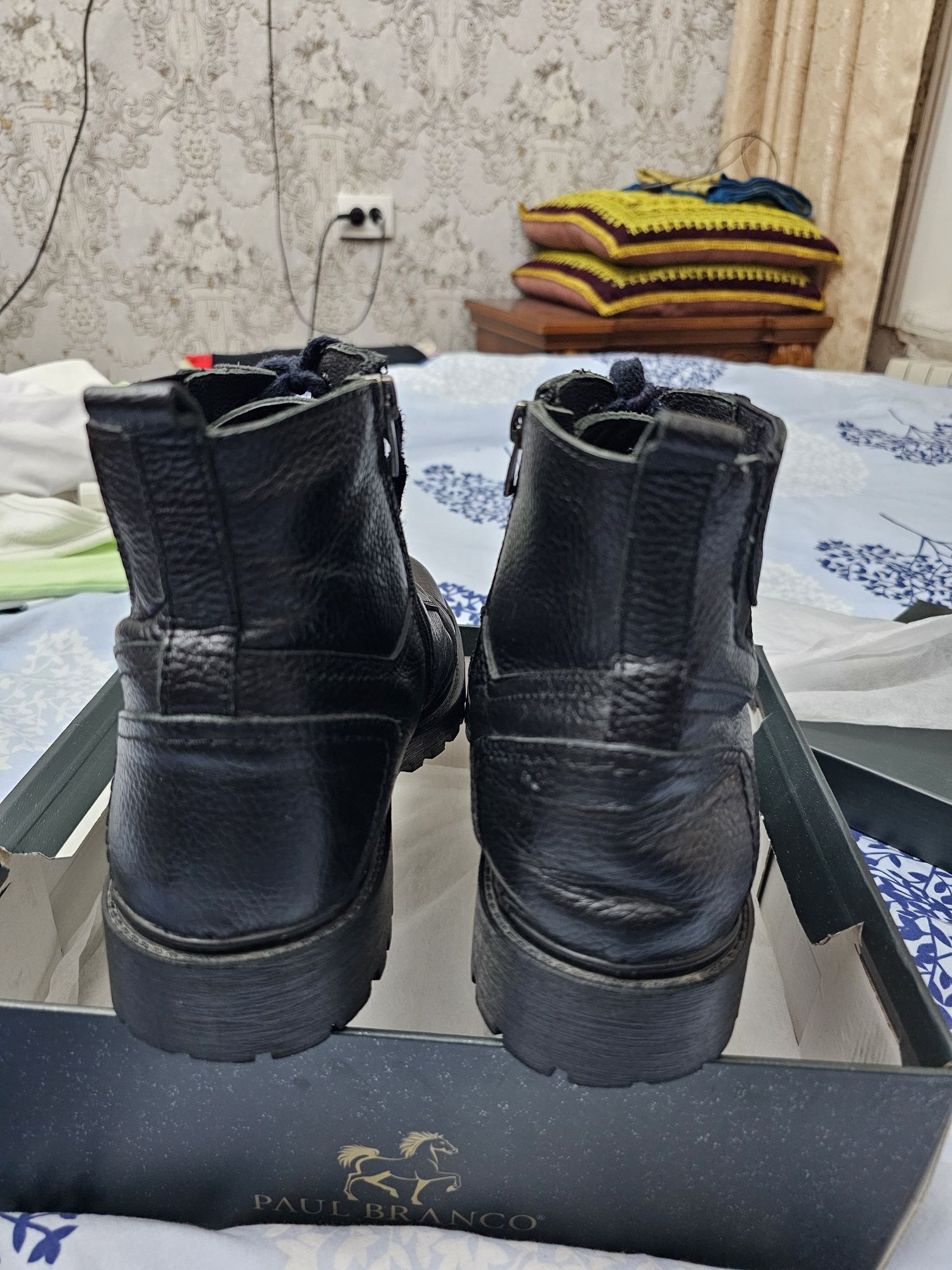 Продам сапоги кожанные. Б/у.