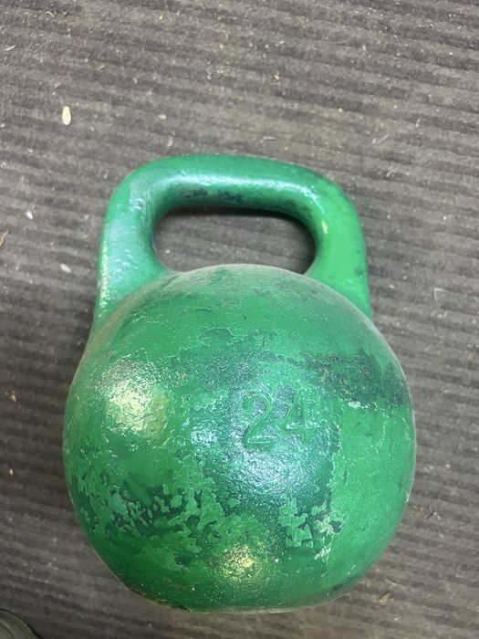 Гири советские 24 и 18,16кг и 32