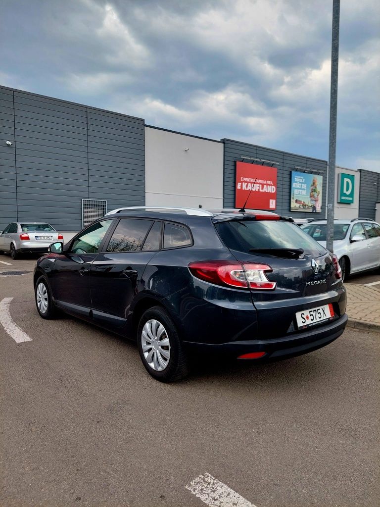 7Renault Megane 1.5 dci Euro 5 An 2011 import Germania