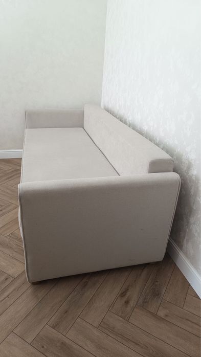 Диван, с местом для хранения