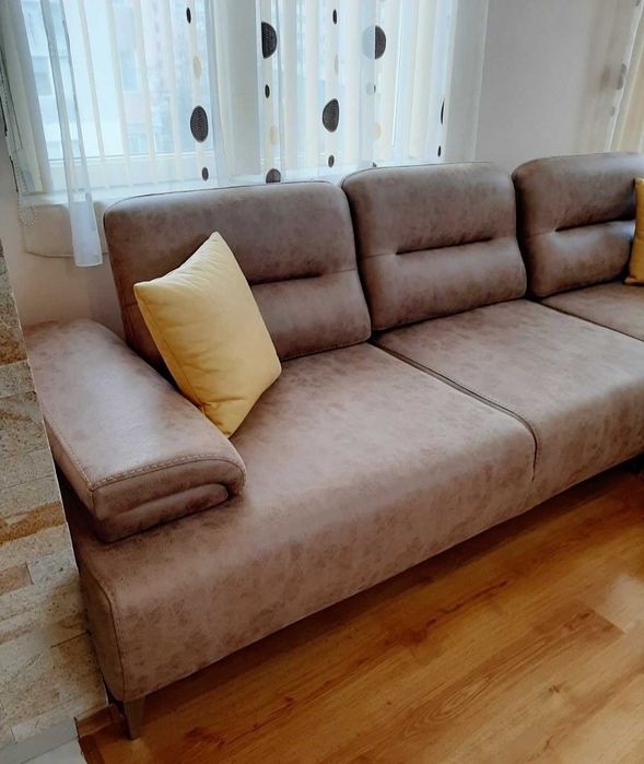 Холна гарнитура с подлакътник