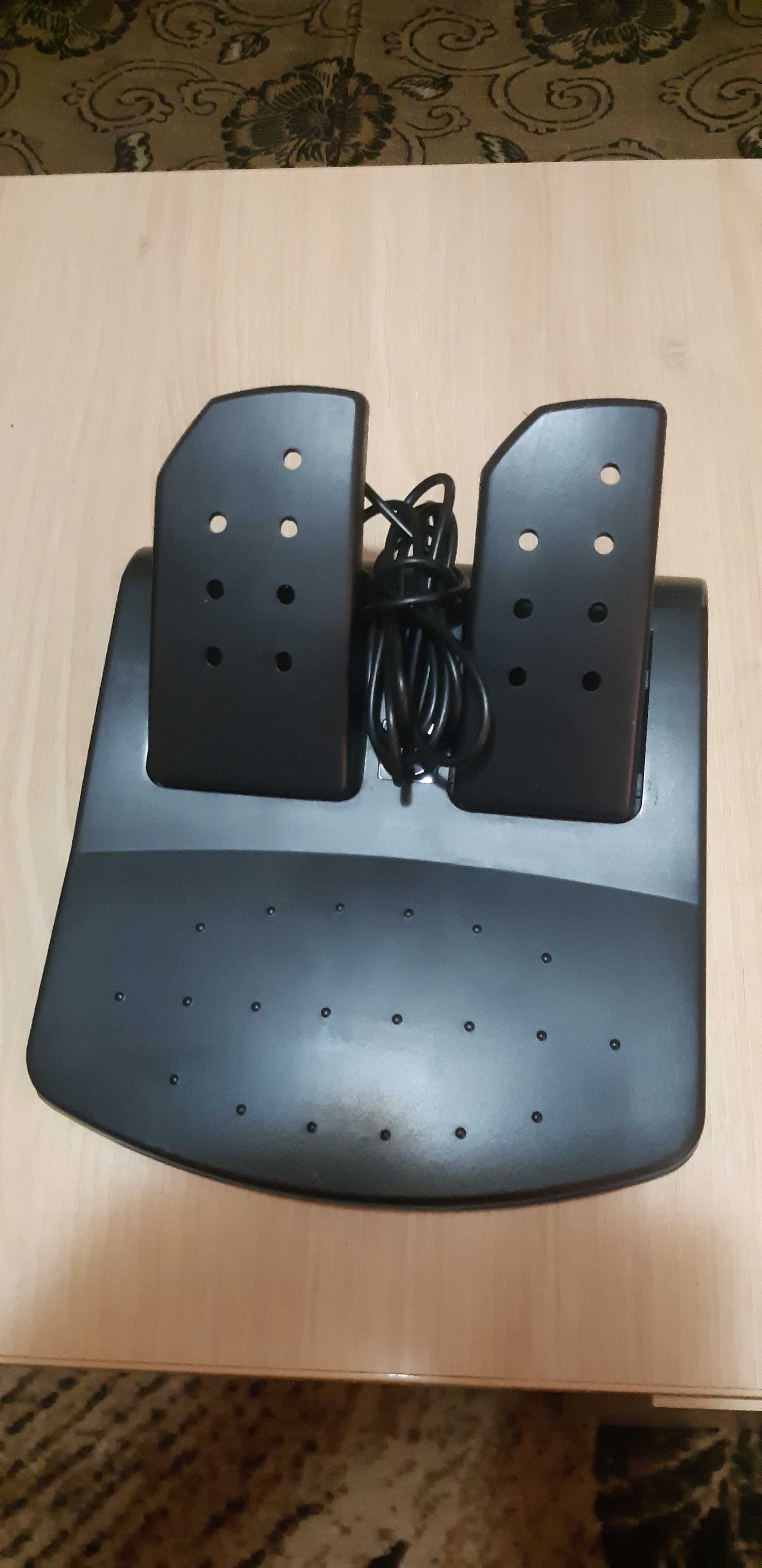 Волан с педали и лост за PC