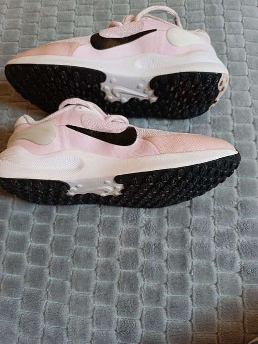 Детски маратонки найк