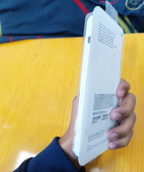 Iphone 14 Pro Max chexol sotiladi ishlatilmagan yangi