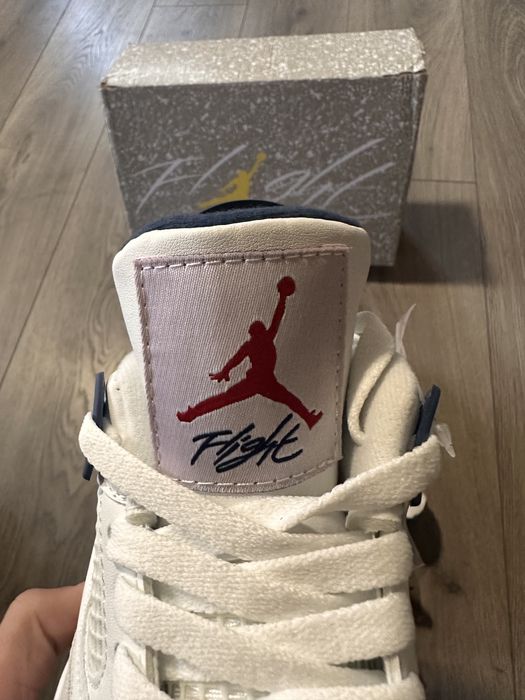 Jordan 4 Retro