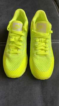 Adidas Nike 38,5