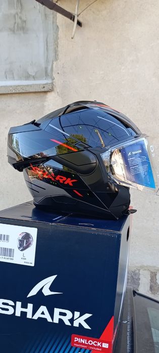 каска за мотор shark oxo