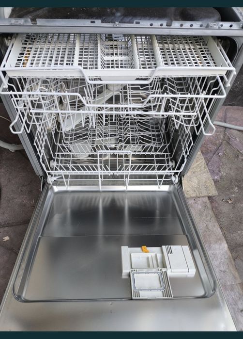 Посудомоечная машина Miele б/у