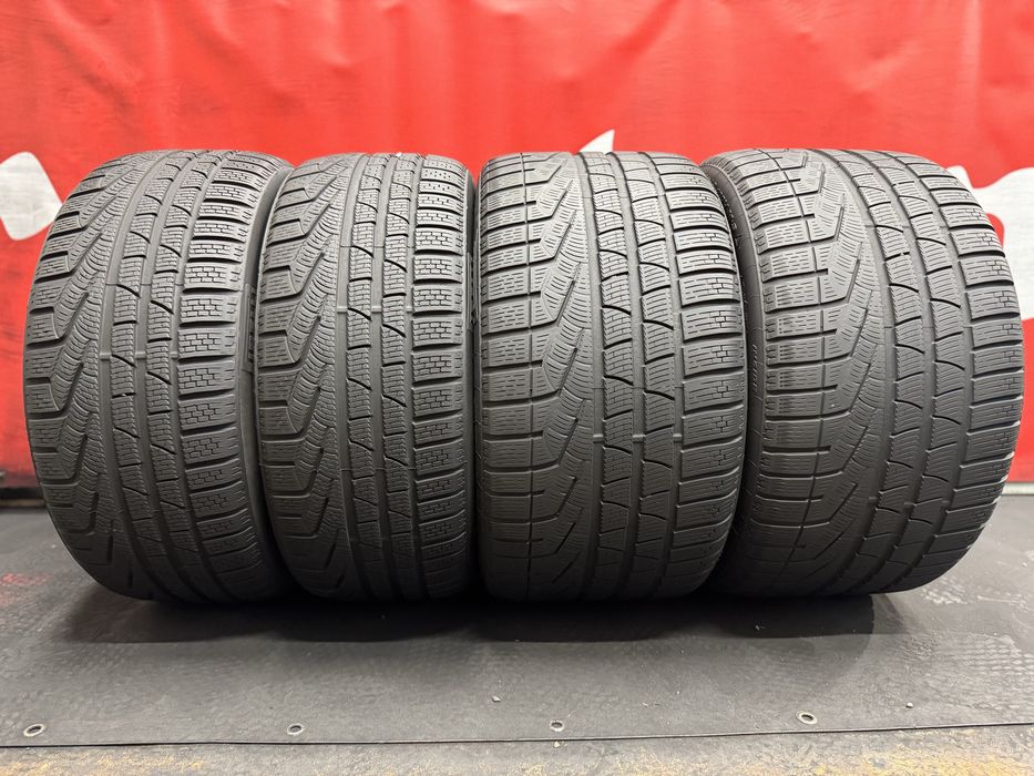 235 40 19/295 35 19, Зимни гуми, Спорт пакет,Pirelli SottoZero, 4 броя