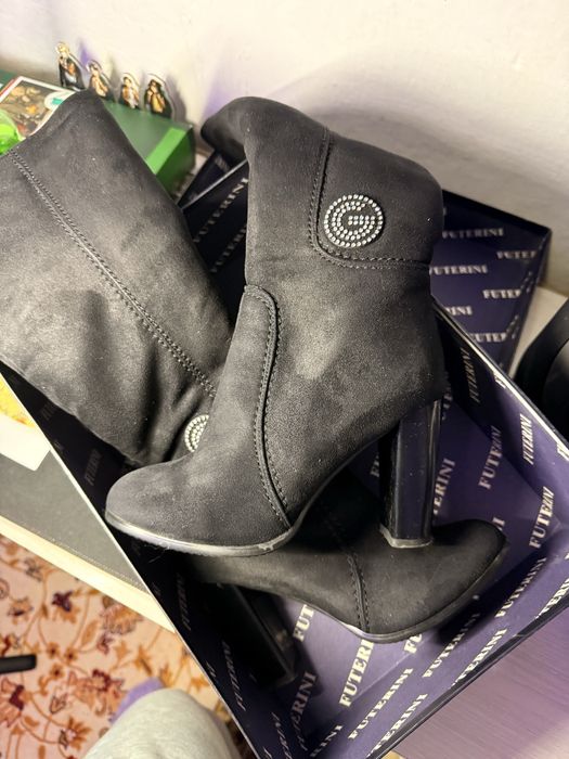 Продам обувь женскую