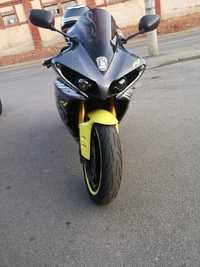 Yamaha r1 big bang crossplane