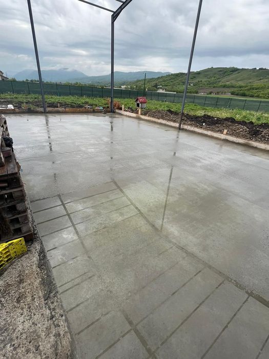 Vând hala metalica 14x28