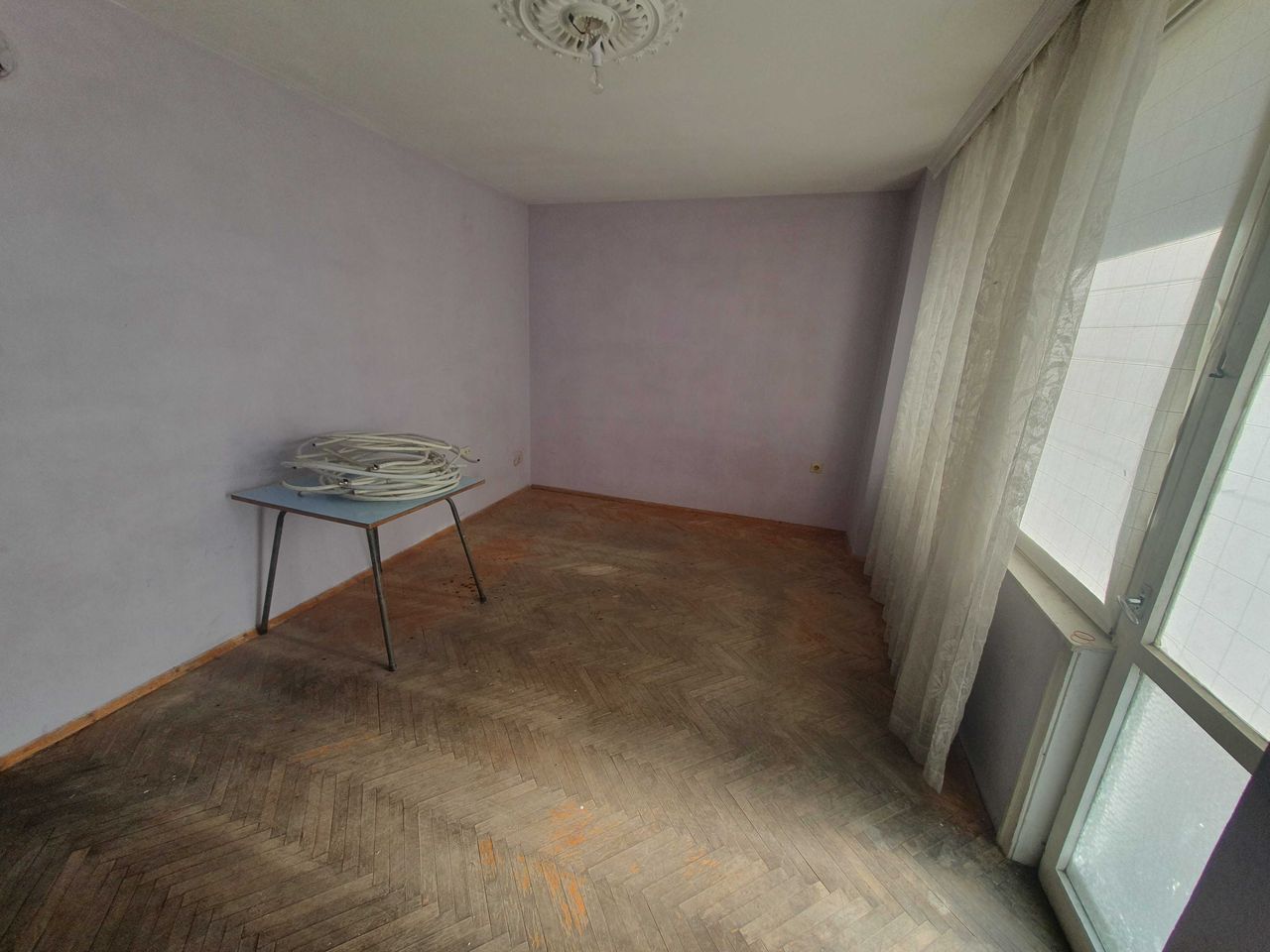 Продава се Тристаен апартамент в Велико Търново, Колю Фичето - 75 кв.м за 1654 €/кв.м - Снимка #2