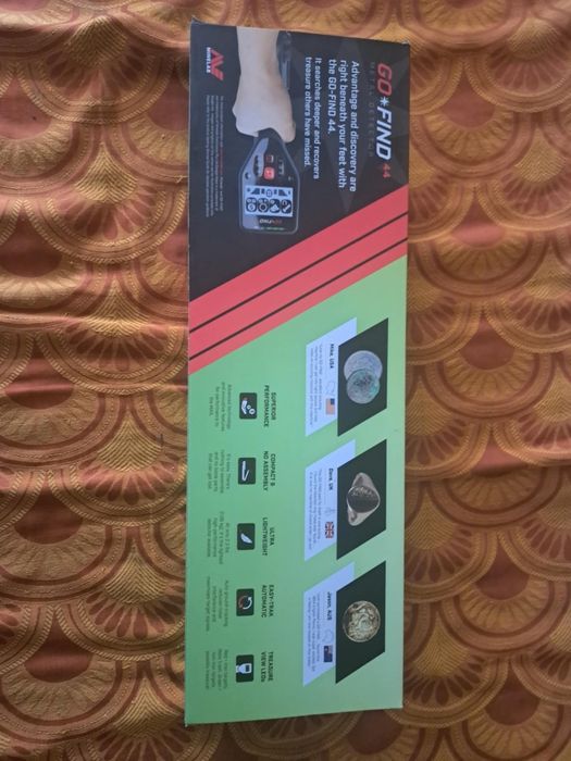 Металотърсач чисто нов