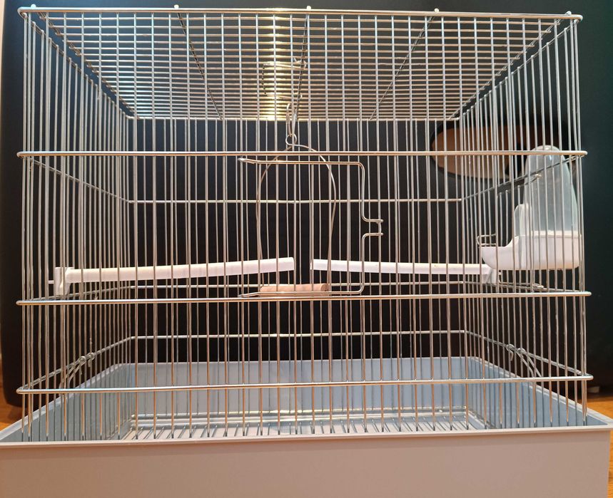 Colivie pentru pasăre – 100 lei