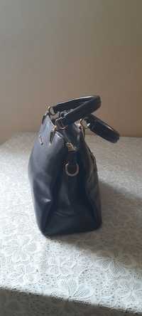 Чёрная сумочка для женщин