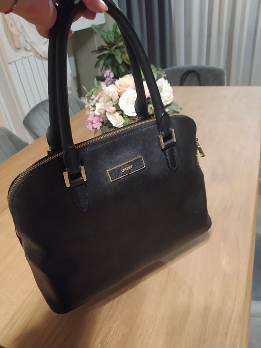 Чанта DKNY, естествена кожа