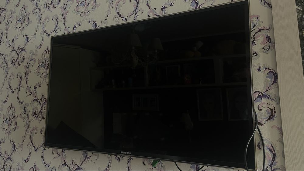 Телефизор Samsung LED40