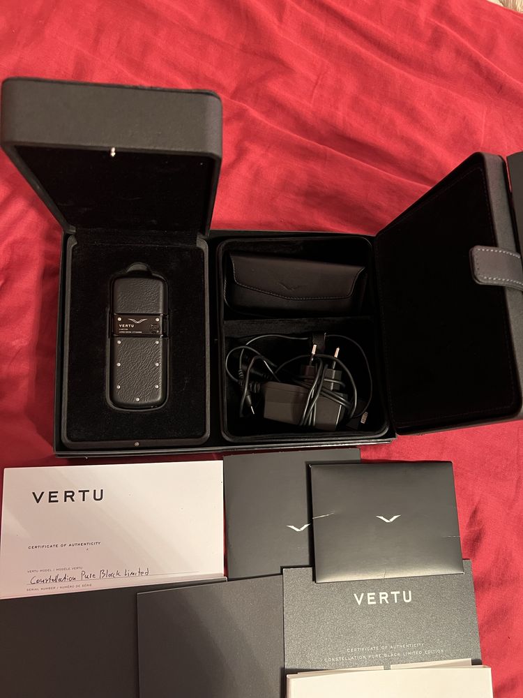 Vertu Constellation Pure Black Limited edition