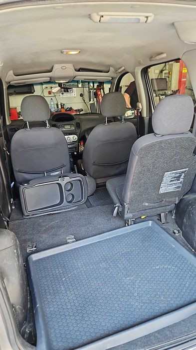 Toyota Yaris Verso, AC, senzori parcare, comenzi volan