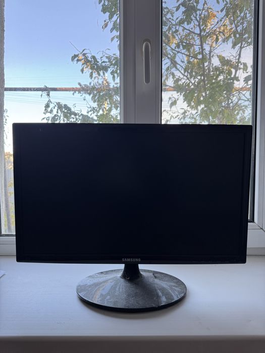 Монитор samsung s22c150n
