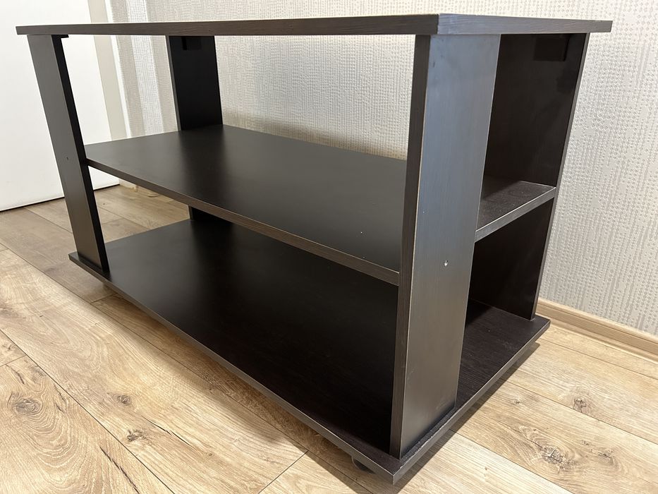 Холна маса, подвижда на колелца