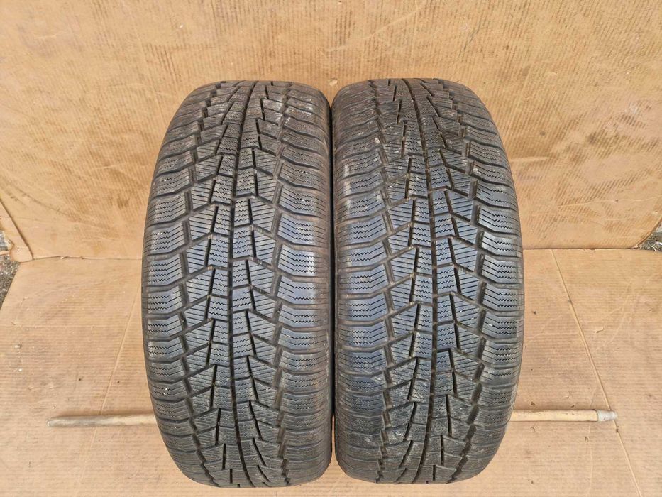 2 Viking R17 225/55
Зимни гуми 
DOT3220