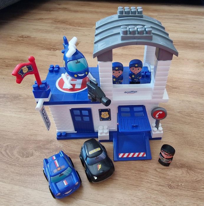 Vând jucarii  copii