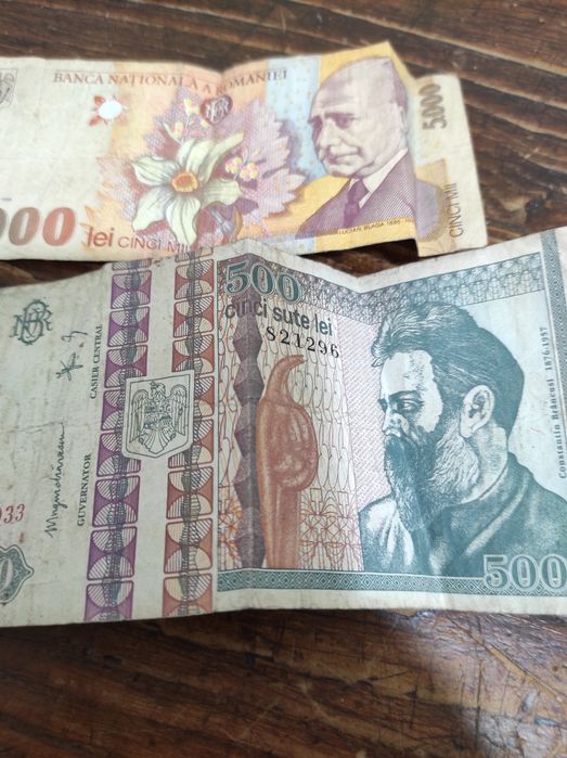 Bancnote și monede