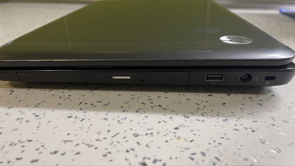 Продавам лаптоп HP Pavilion G6
