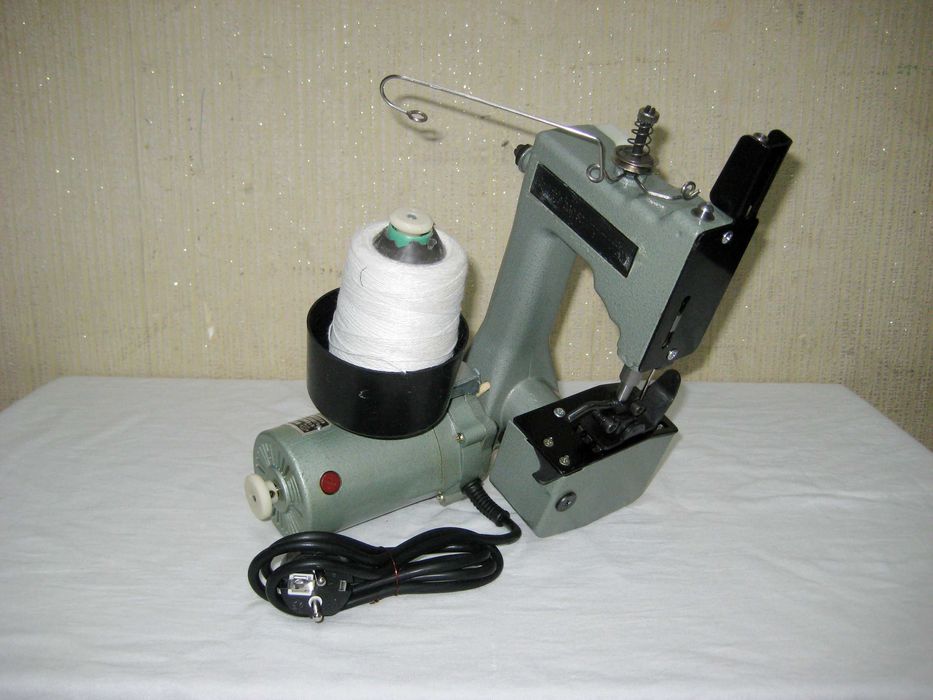 Коп тикадиган мошинка оригинал зур тикади янги холатда турипти!