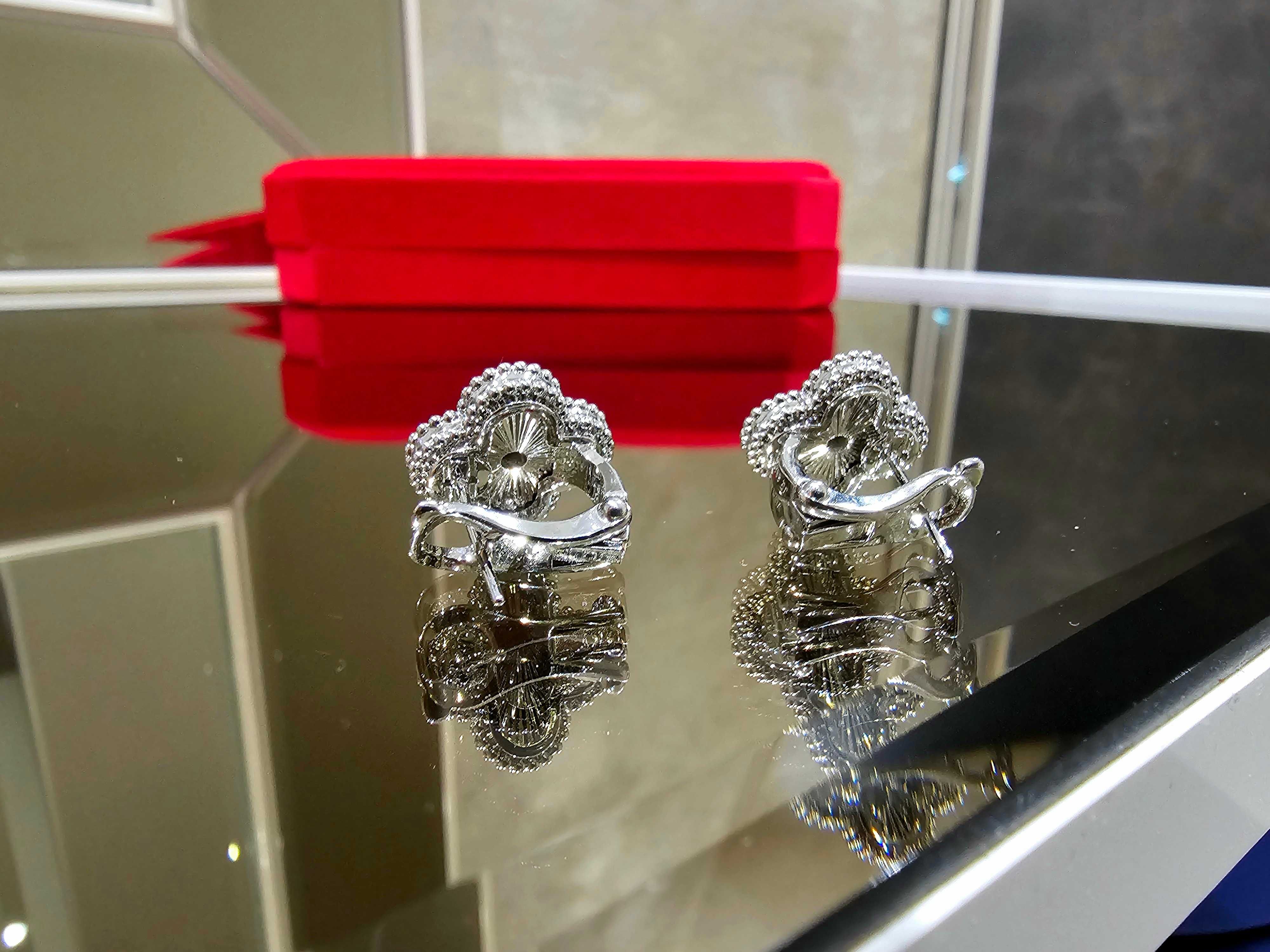 Van Cleef & Arpels VCA Silver Alhambra Clips Clover Дамски Обеци