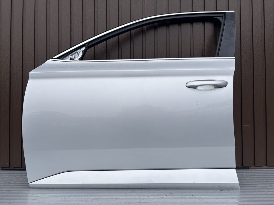 Usa st fata Skoda Superb 3 cod de culoare LA7W 2015-2020