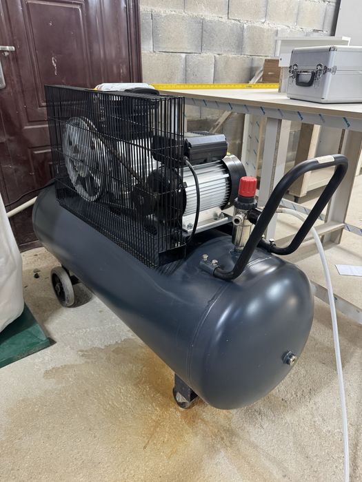 200-литров компресор