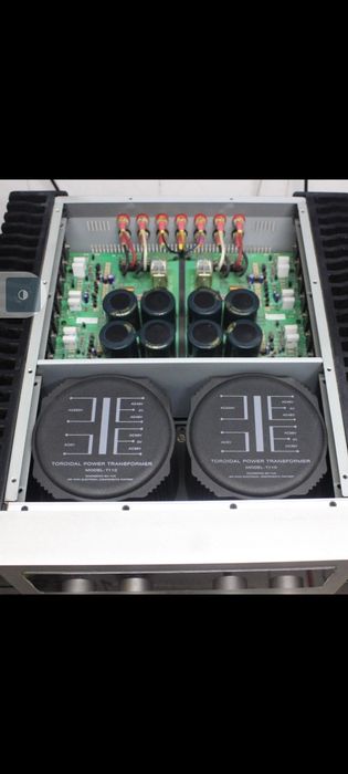 Superb! Amplificator high end CAV A8 monstru apr. 40 kg. Fara oferte!