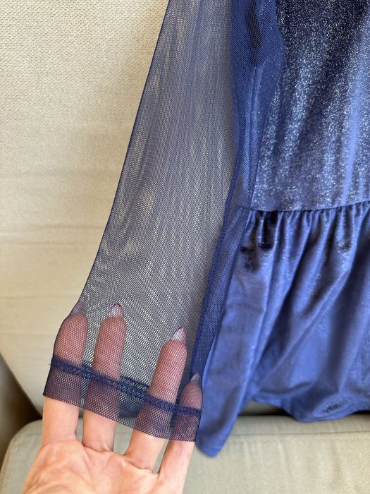 Детска рокля с тюлени ръкави