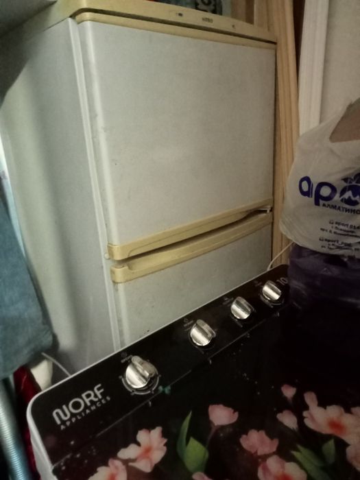 Продам 2х камерный холодильник Nord