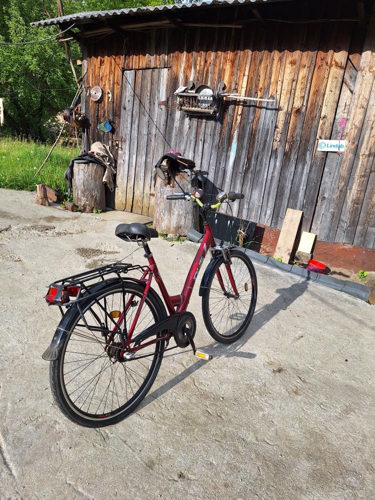 Vând bicicleta DHS