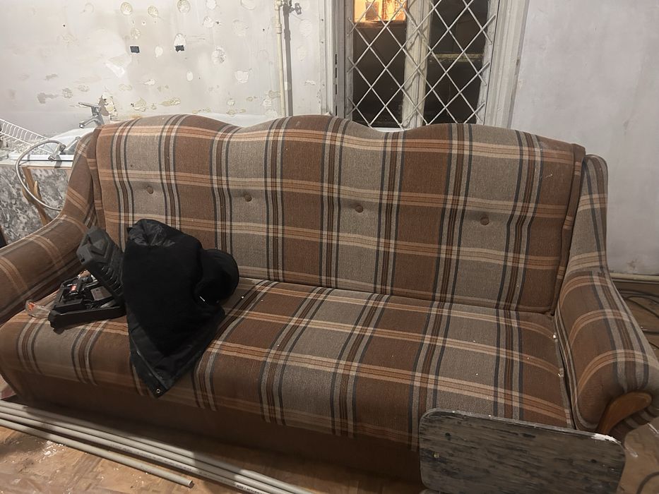 Отдам бесплатно диван