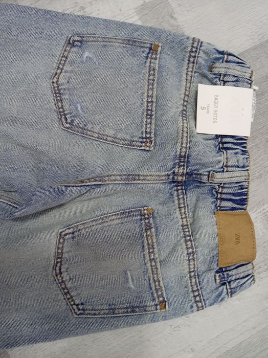 Blugi fetițe, marca Zara, mărime 110cm(5ani)