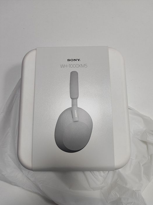 Наушники Sony WH-1000XM5