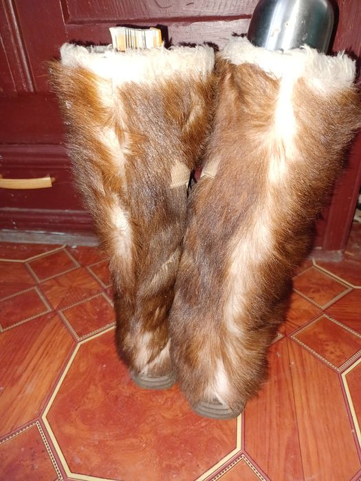 Vând cizme păr cămilă nr 37