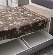 Кровать двуспальная 160х200 с полками Срочно