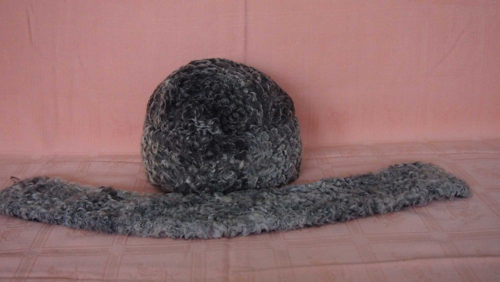 Caciula blana barbati