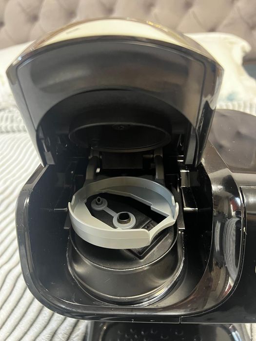 Aparat de cafea cu capsule Bosch Tassimo aproape nou