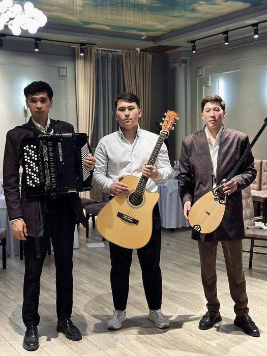 Тамада асаба музыкант кудалык әнші анши той домбыра баян туган кун