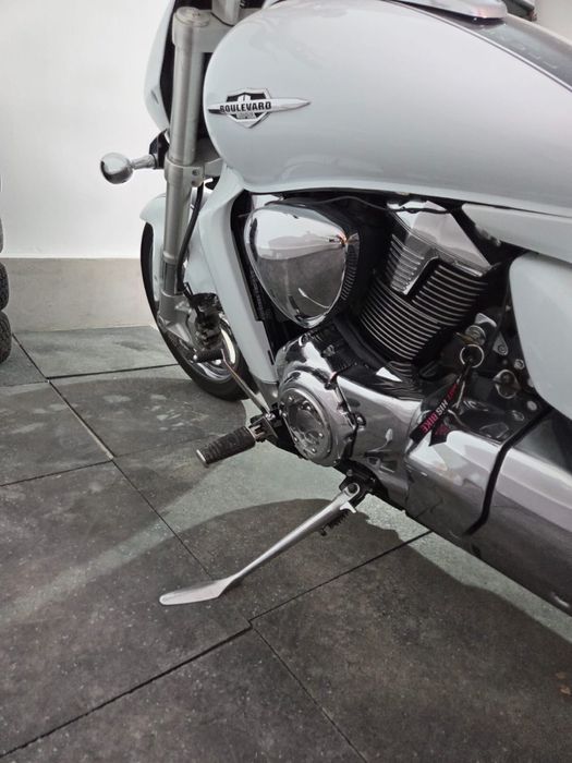 Suzuki Boulevard M109 R