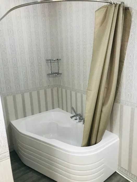 СДАМ 2-ком квартира в ТЦ Парус 2/2/9 Чиланзар метро 29*