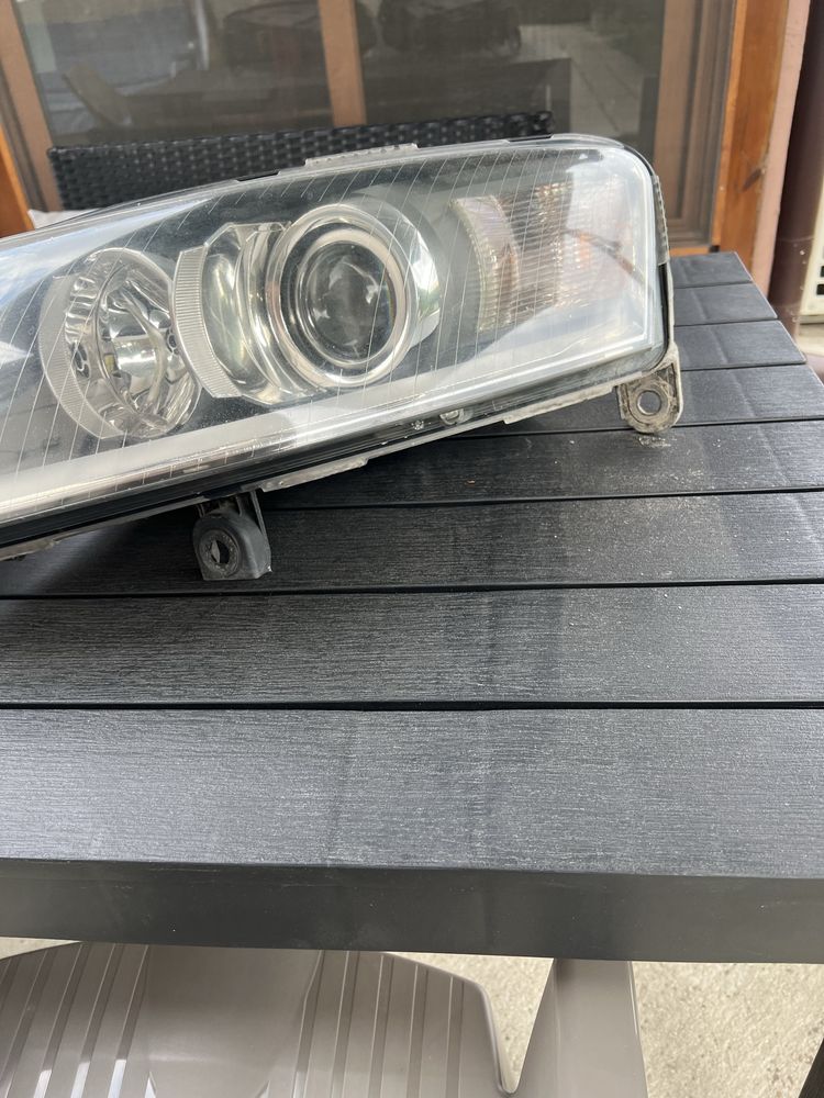 Фарове за AUDI A6 C6 с монтирана LED система