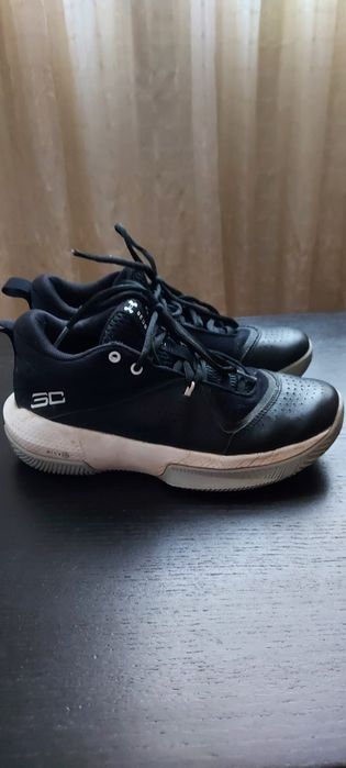 Adidasi Under Armour SC